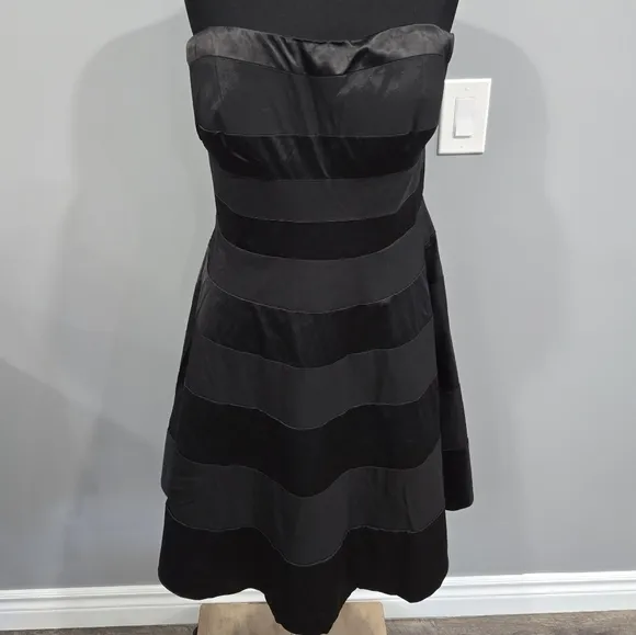🐢 City Chic Dress Miss Shady Strapless Party Dress Size 2/16