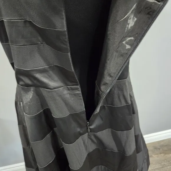 🐢 City Chic Dress Miss Shady Strapless Party Dress Size 2/16