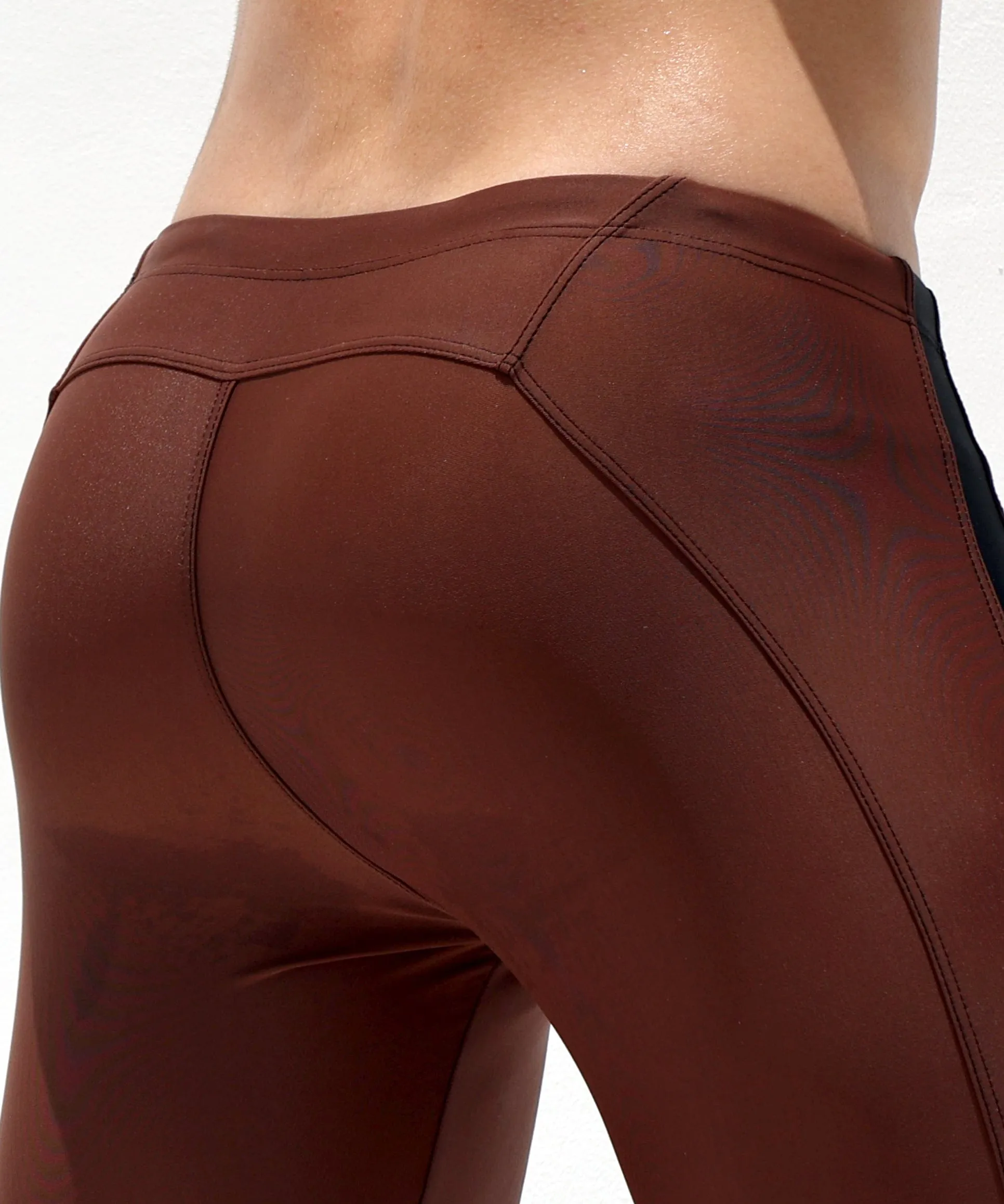 906 BROWN