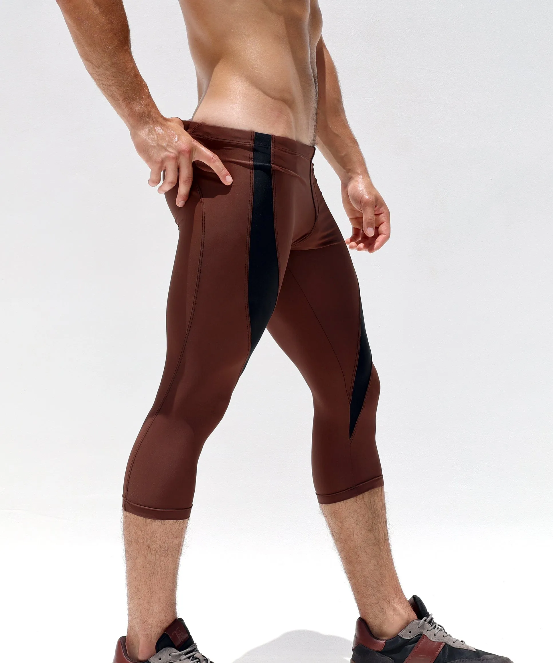 906 BROWN