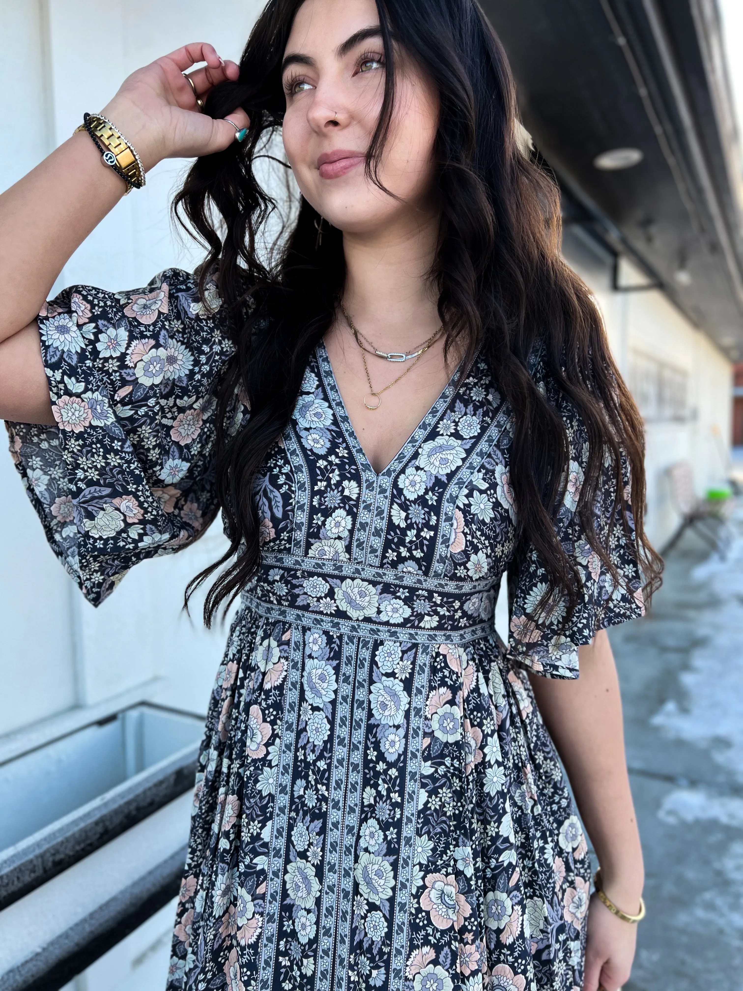 Brantley Border Print Flutter Sleeve Maxi Dress