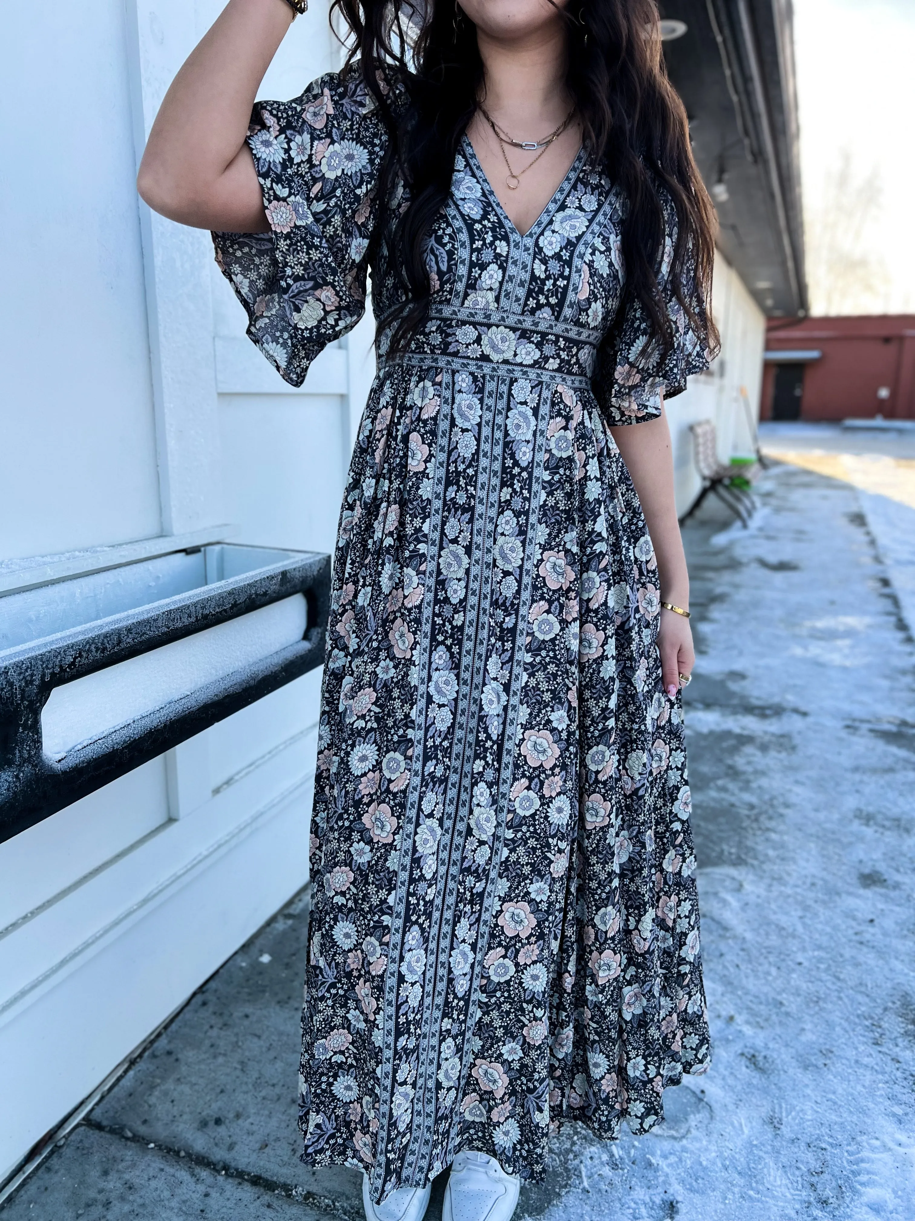 Brantley Border Print Flutter Sleeve Maxi Dress