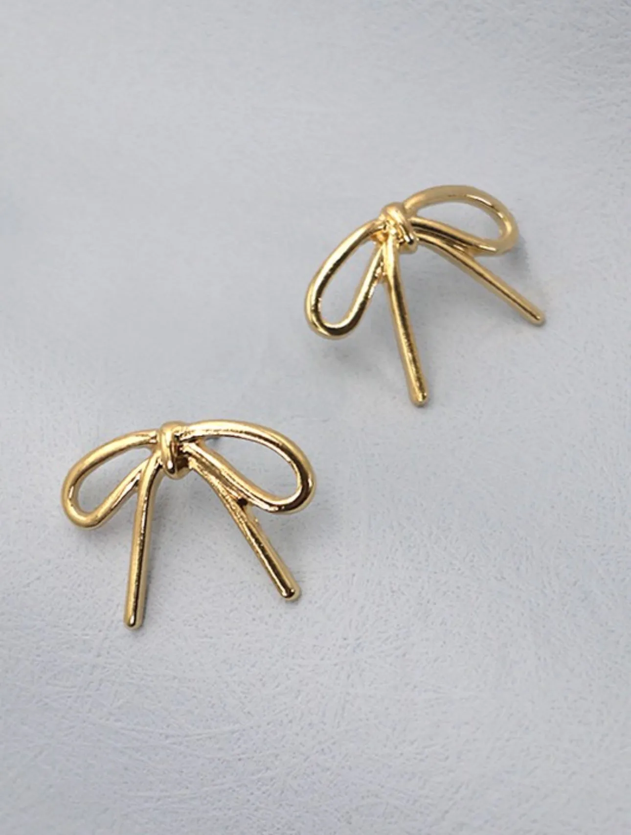 Chic Bow Earrings