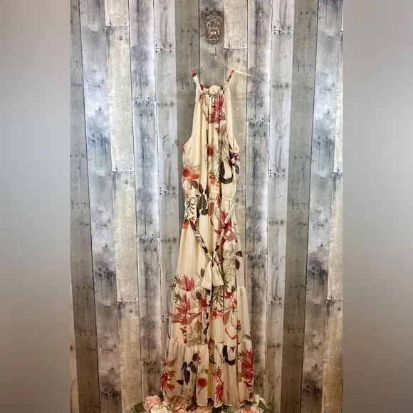 City Chic Cream Halter Maxi Dress in Cream Floral Size 16.