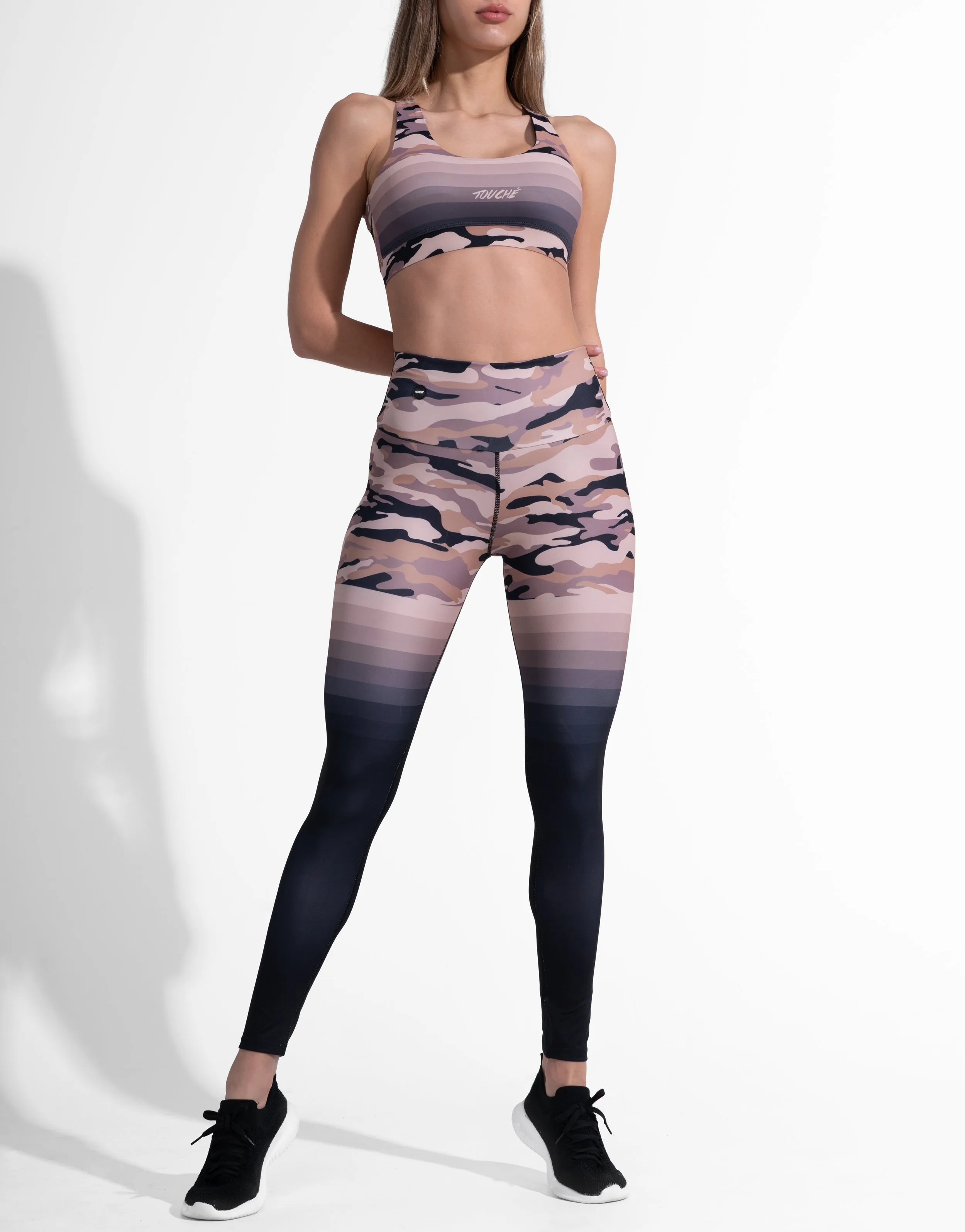 DELTA TOP