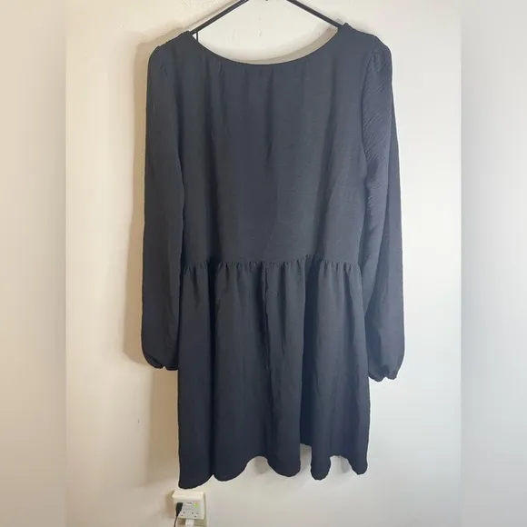 Dokotoo Casual Dress Smocked Crewneck L