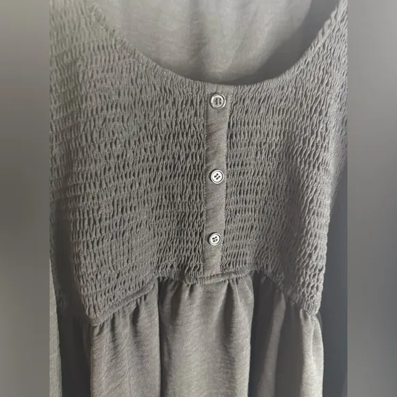 Dokotoo Casual Dress Smocked Crewneck L