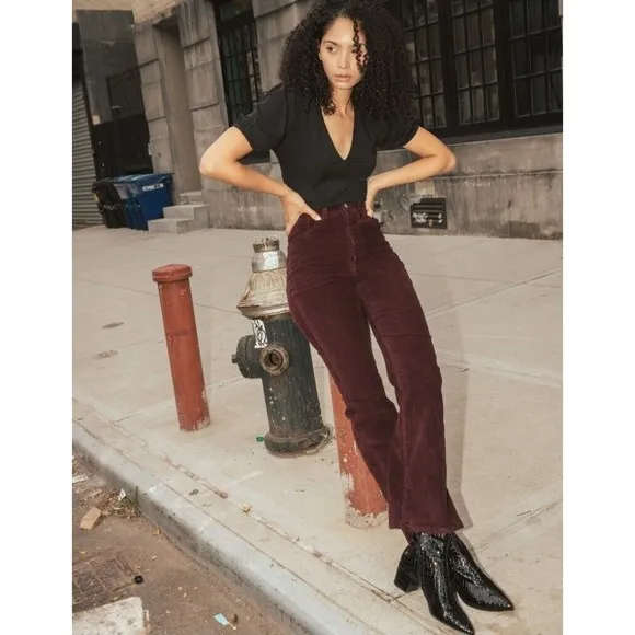 Levi’s Ribcage Bootcut Cord Jeans Malbec Burgundy Corduroy Levis 25 33 NWT