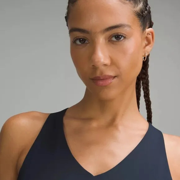 Lululemon Envital Bra Navy Cross-Back Sports Bra