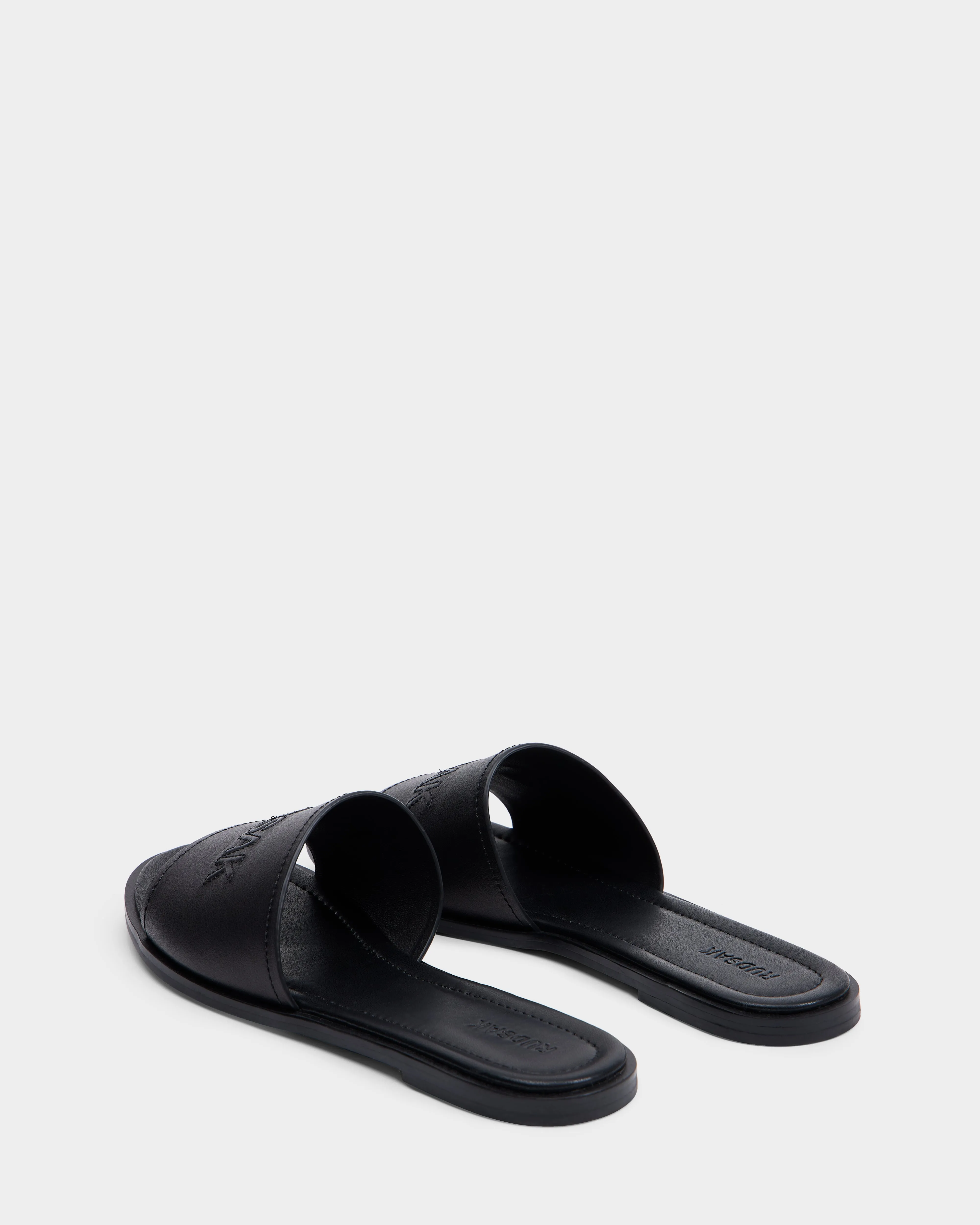 MALIA - 8225000 Black