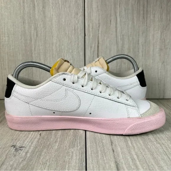 Nike Blazer Low 77 Vintage Be True LGBTQ Pride Sneakers Womens Size 8.5 Mens 6.5