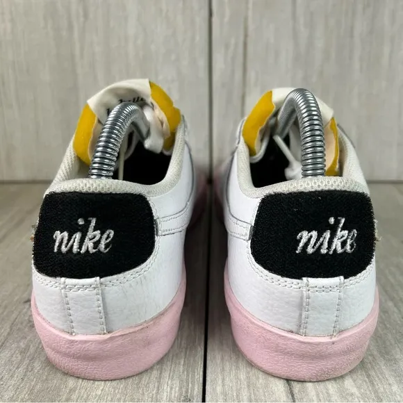 Nike Blazer Low 77 Vintage Be True LGBTQ Pride Sneakers Womens Size 8.5 Mens 6.5
