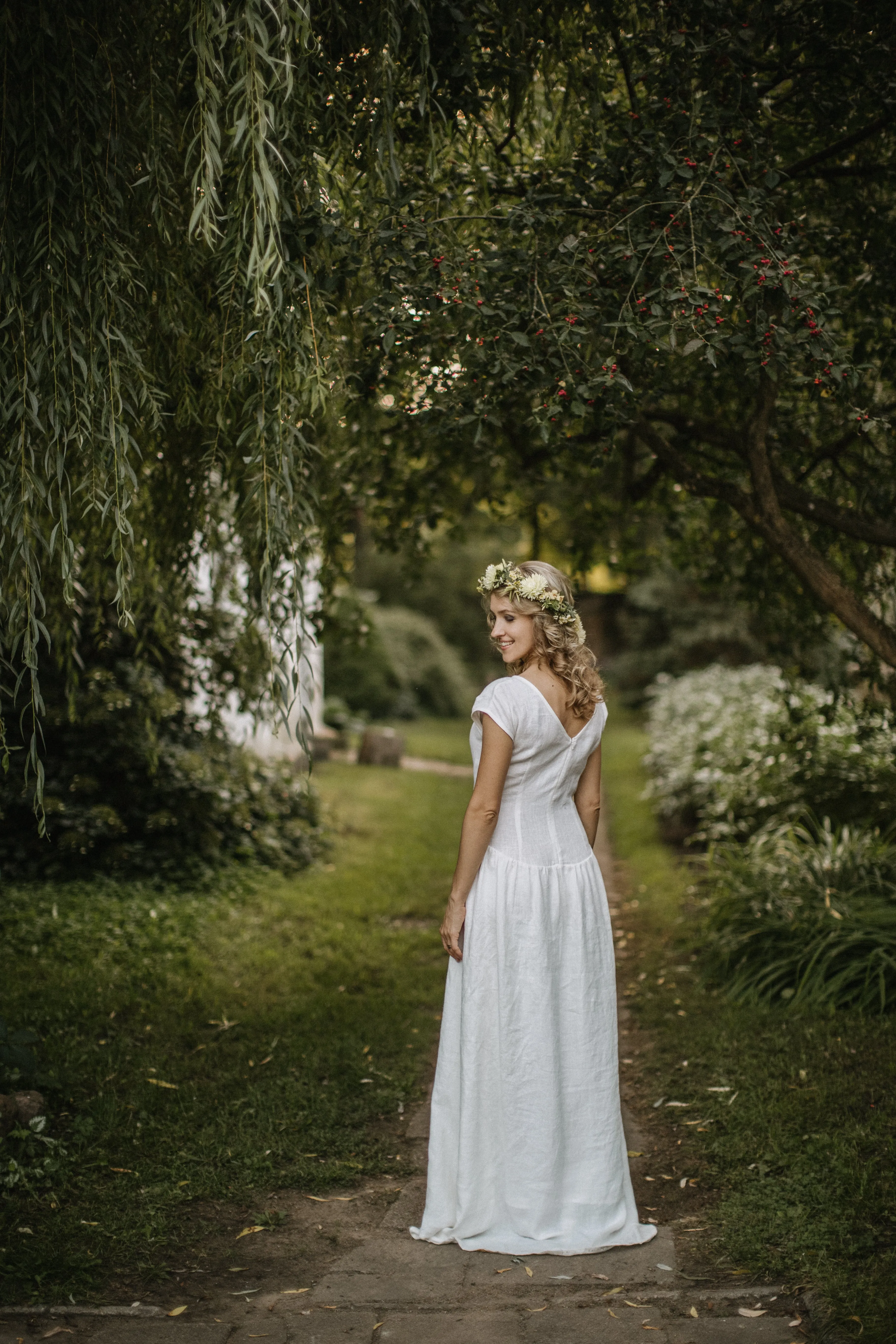 Simple Elegant Linen Wedding Dress