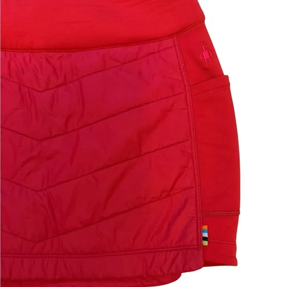 Smartwool insulated skirt red size XS in excellent like-new condition
