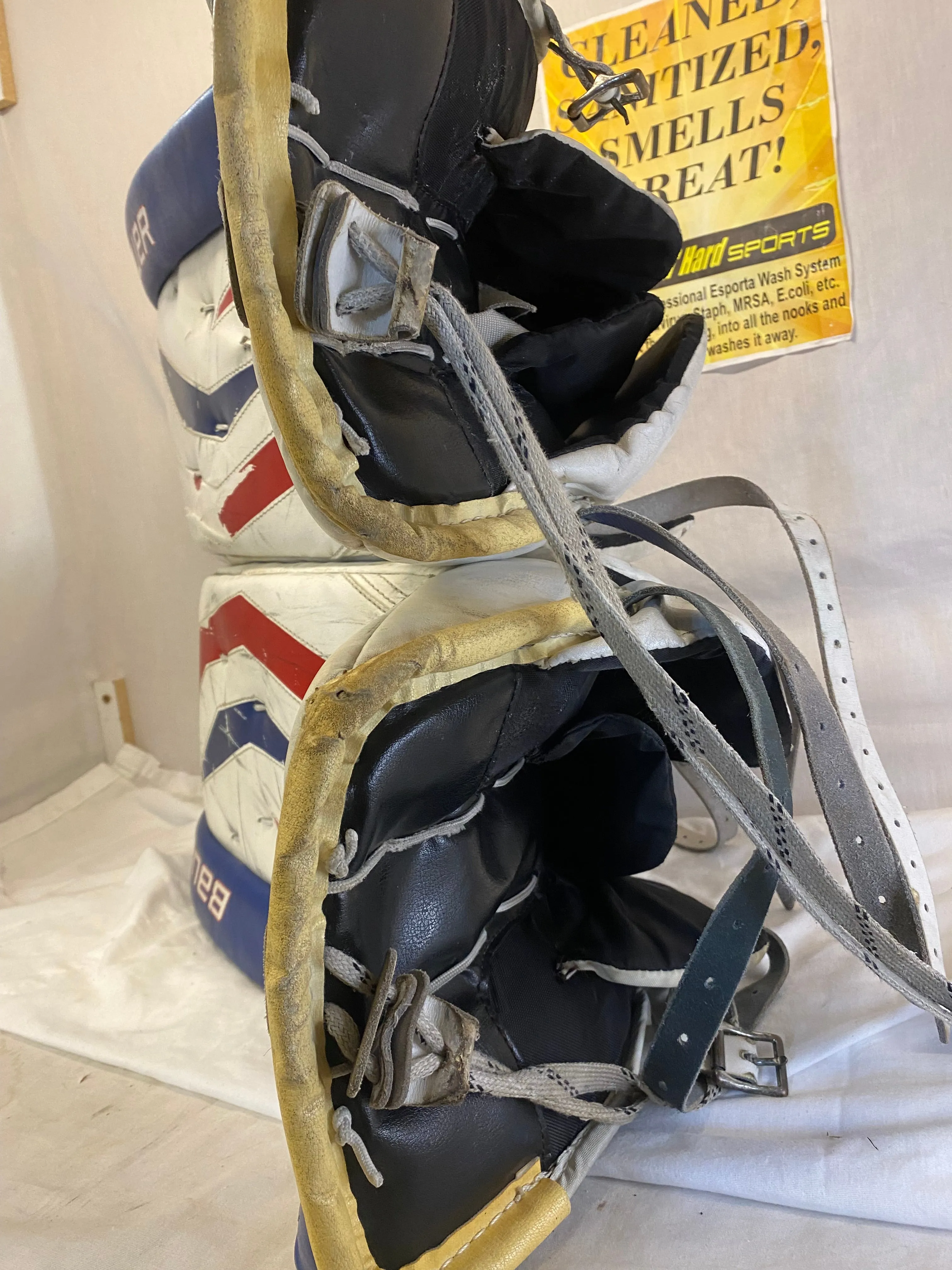 Used Bauer supreme one70 Size 28"   1" Red White Blue Ice Hockey Goalie Leg Pads